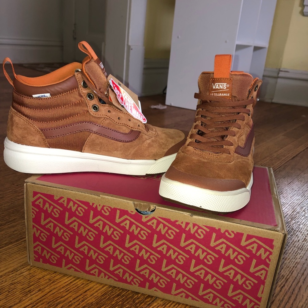 Vans UltraRange Hi MTE Ginger & White Shoes
